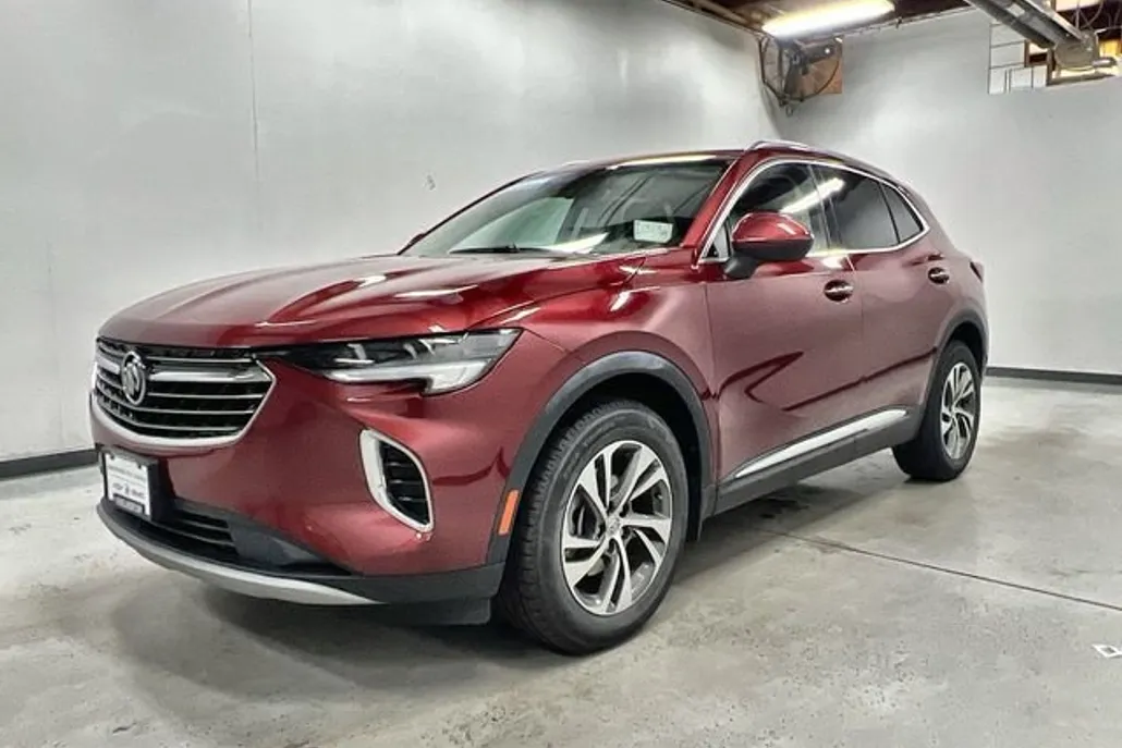 2023 Buick Envision Essence photo 1