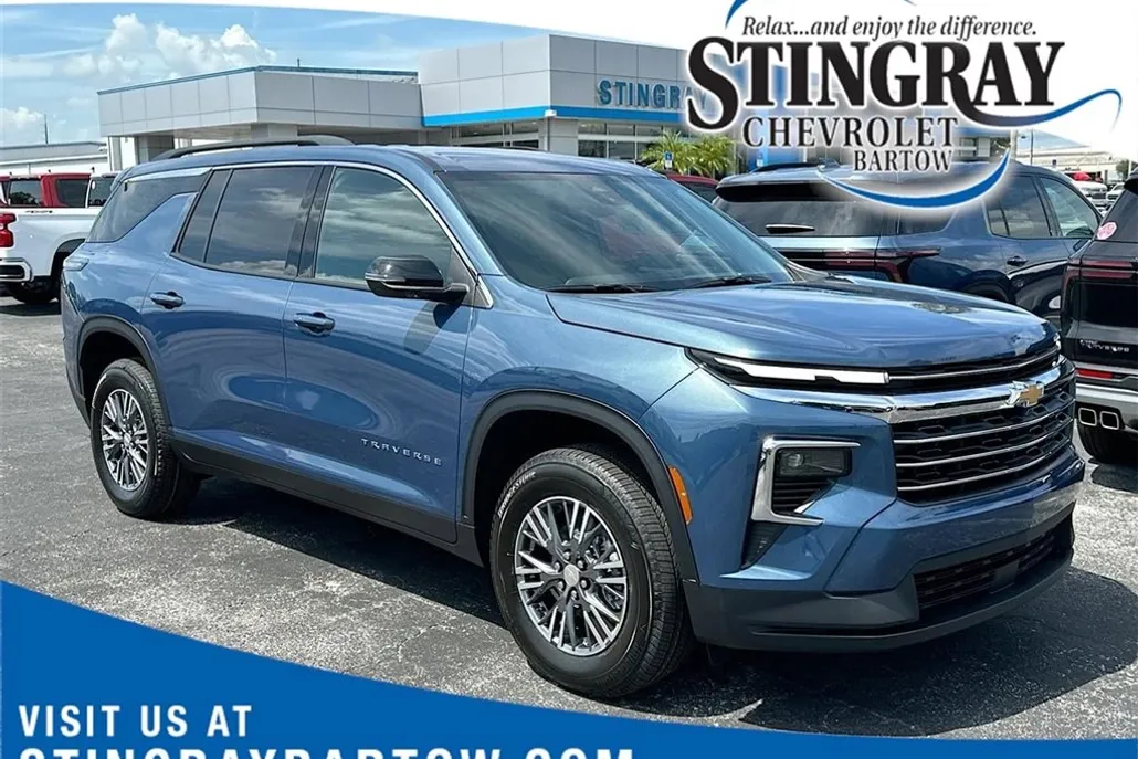2026 Chevrolet Traverse photo 1