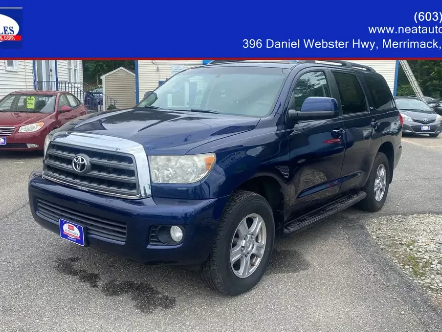 2008 Toyota Sequoia SR5 Sport photo 1