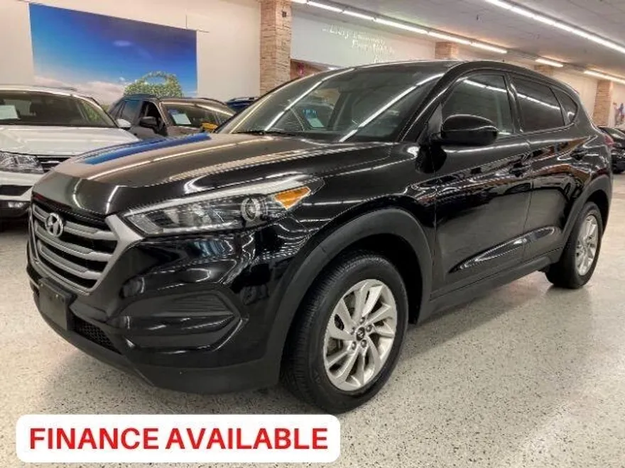 2017 Hyundai Tucson SE photo 1