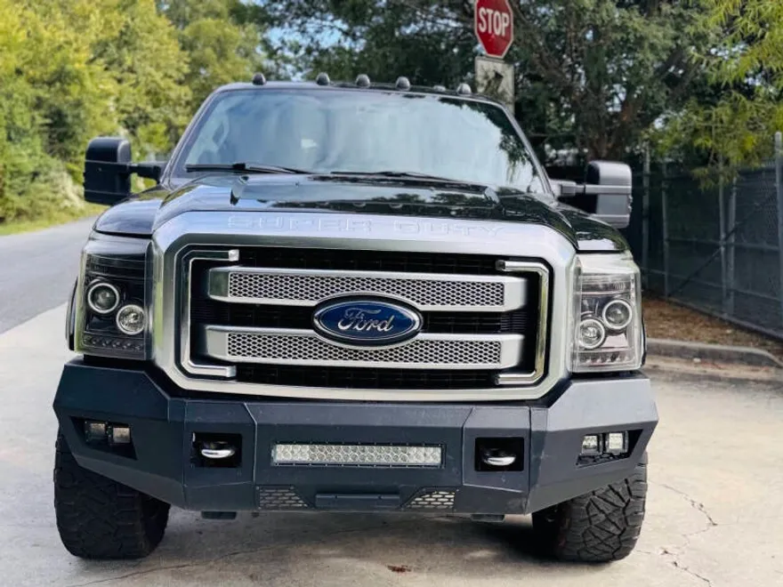2015 Ford F-350 Platinum photo 1