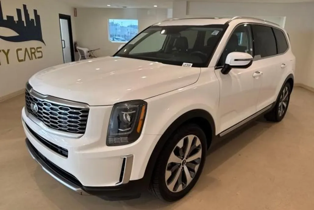 2020 Kia Telluride EX photo 1