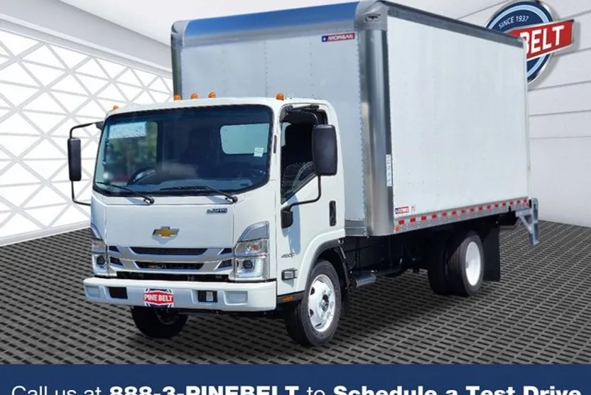 2024 Chevrolet Silverado 4500HD photo 1