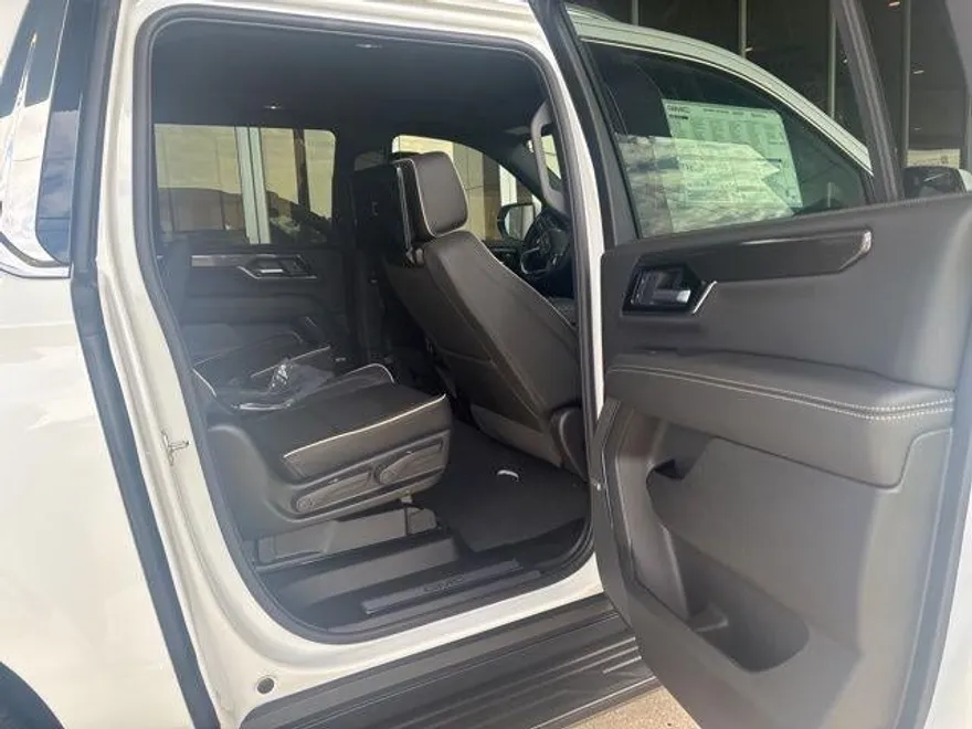2026 Gmc Yukon XL photo 1