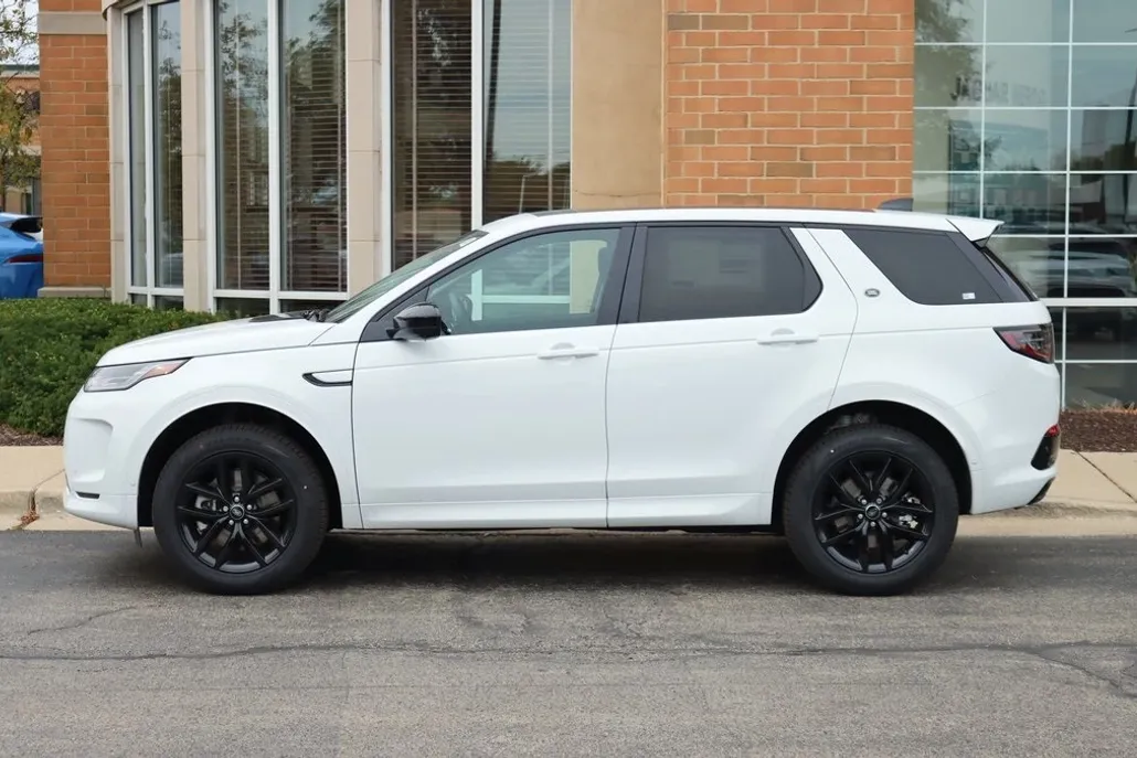 2025 Land Rover Discovery Sport S photo 1