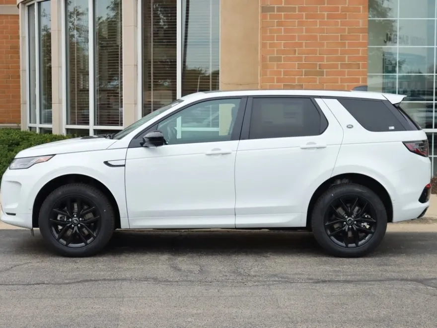 2025 Land Rover Discovery Sport S photo 1