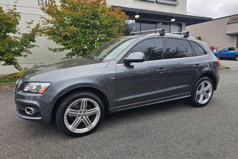 2012 Audi Q5 3.2 Premium Prestige photo 1