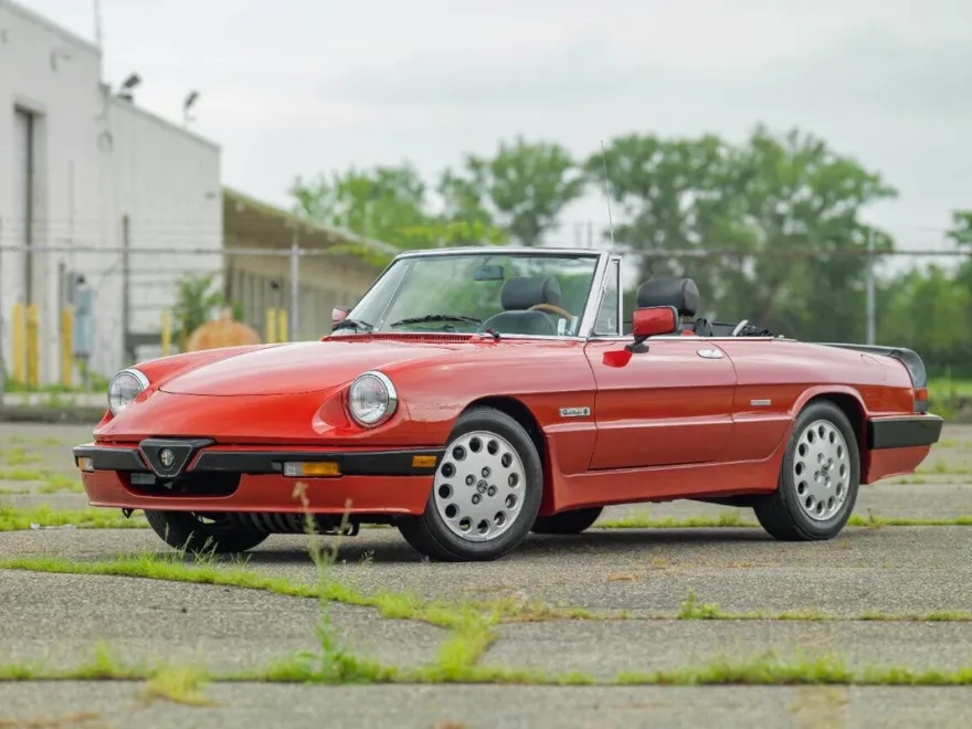 1989 Alfa Romeo Spider QUADRIFOGLIO photo 1