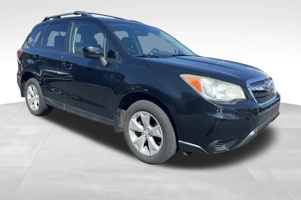 2014 Subaru Forester 2.5i Premium photo 1