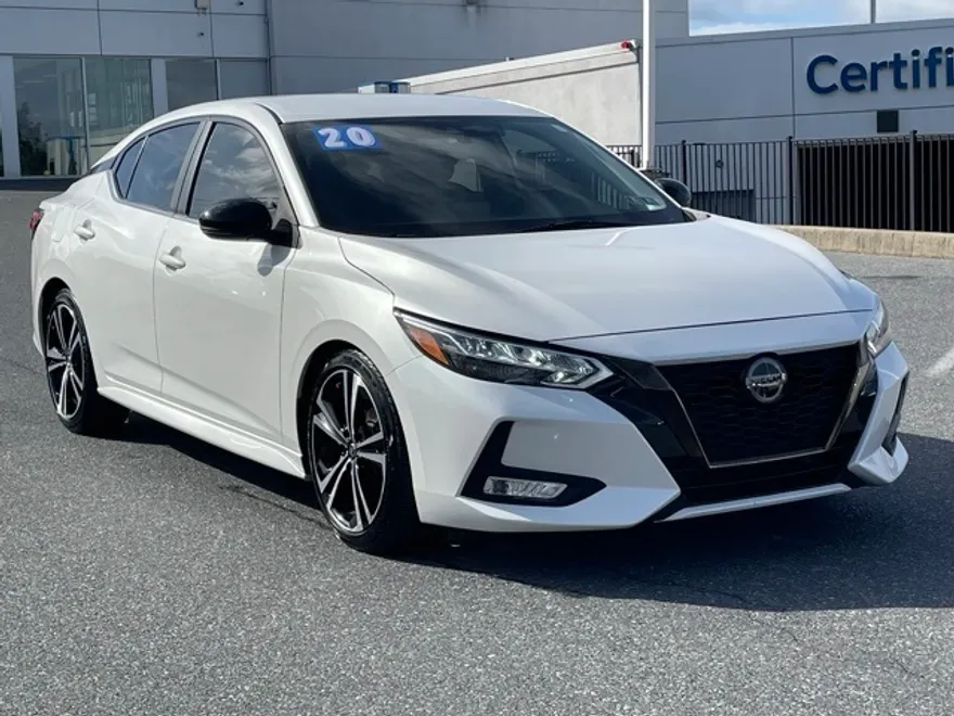 2020 Nissan Sentra SR photo 1