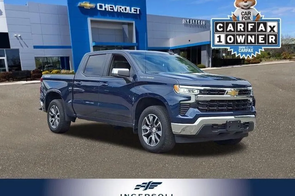 2023 Chevrolet Silverado 1500 LT photo 1