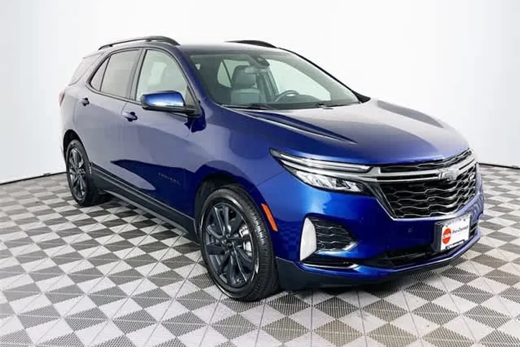 2023 Chevrolet Equinox RS photo 1