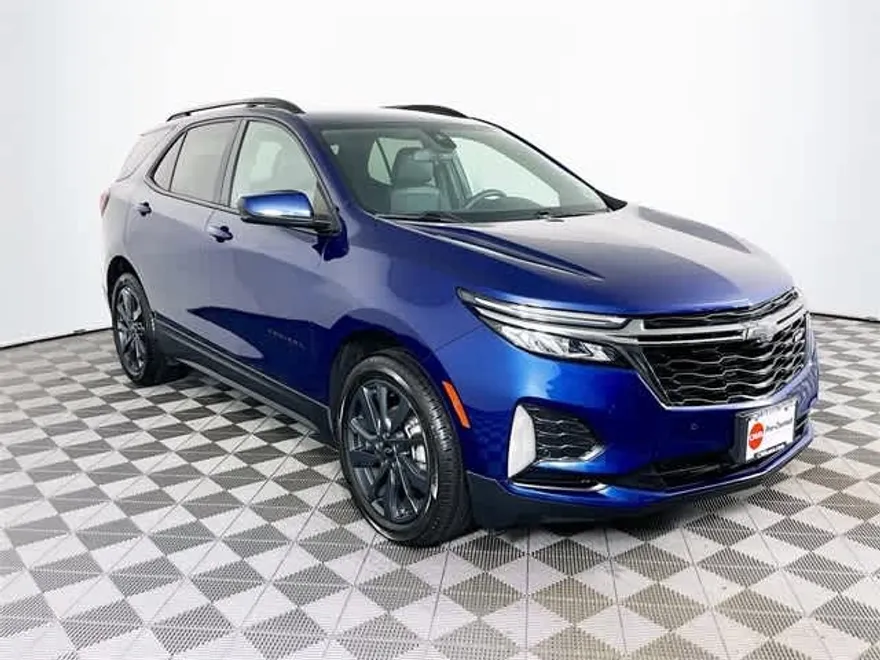 2023 Chevrolet Equinox RS photo 1