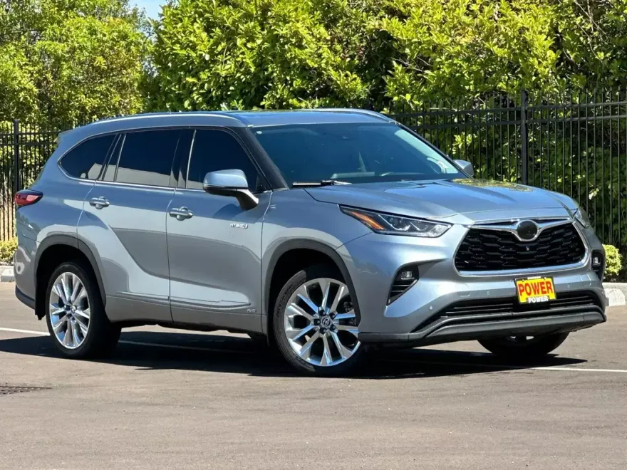 2021 Toyota Highlander Hybrid Limited photo 1