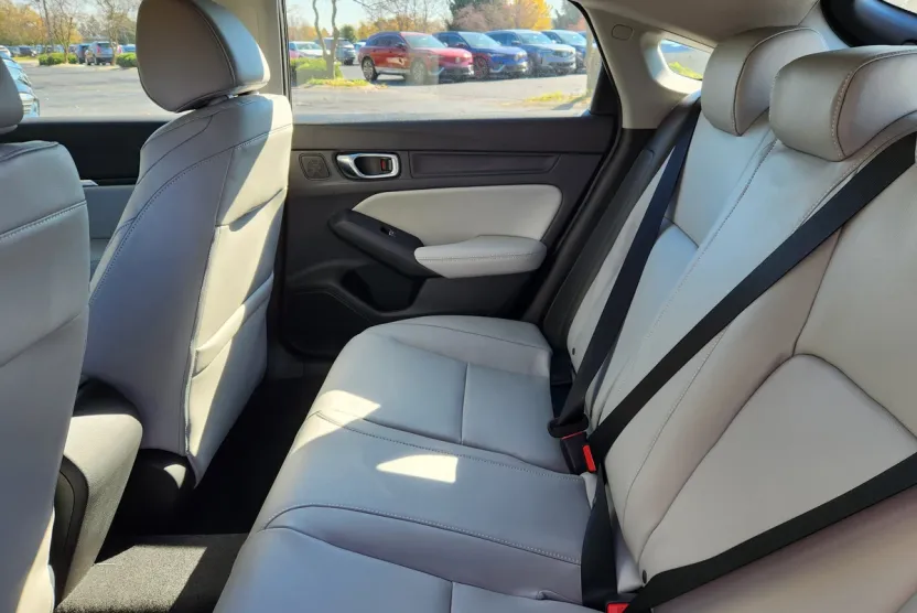 2025 Acura Integra Base photo 1