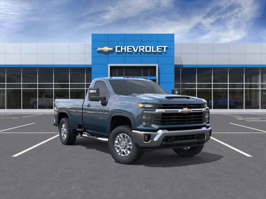 2026 Chevrolet Silverado 2500HD LT photo 1