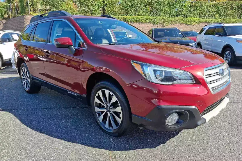 2016 Subaru Outback 2.5i Limited photo 1