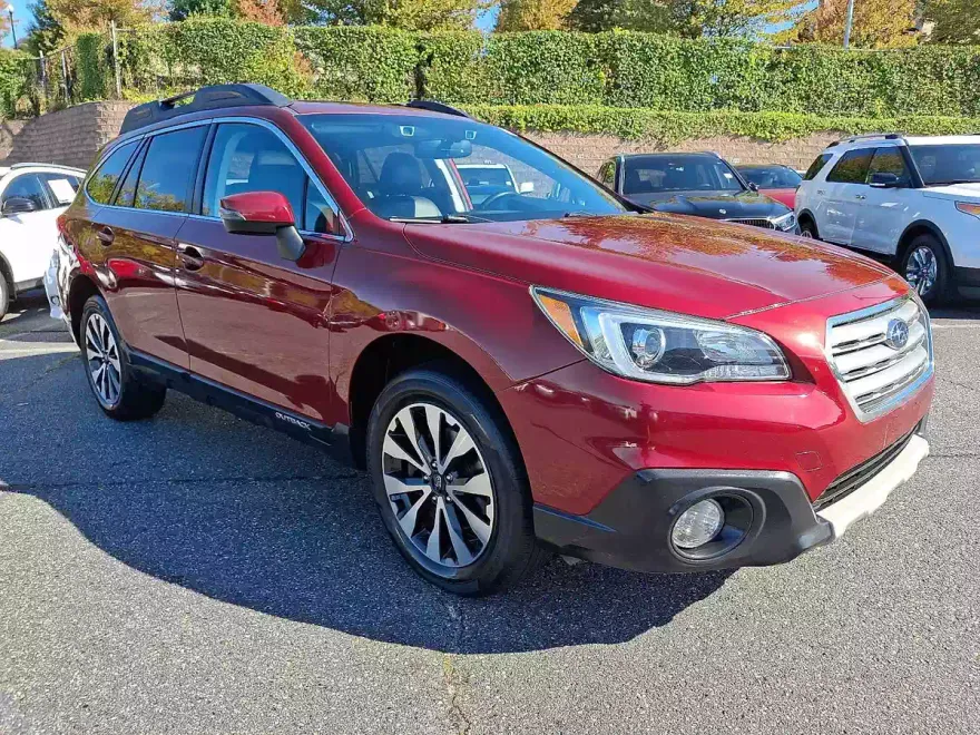 2016 Subaru Outback 2.5i Limited photo 1