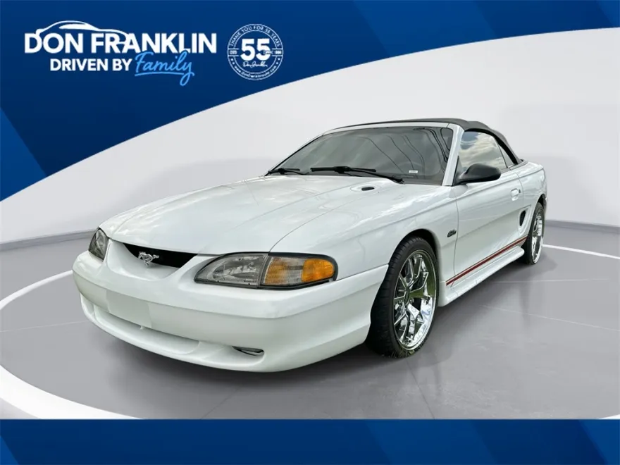 1996 Ford Mustang GT photo 1