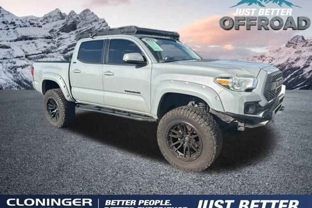 2021 Toyota Tacoma SR5 4x4 Double Cab photo 1