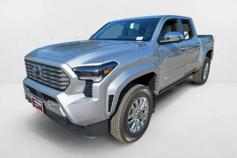 2025 Toyota Tacoma Limited 4x4 Double Cab photo 1