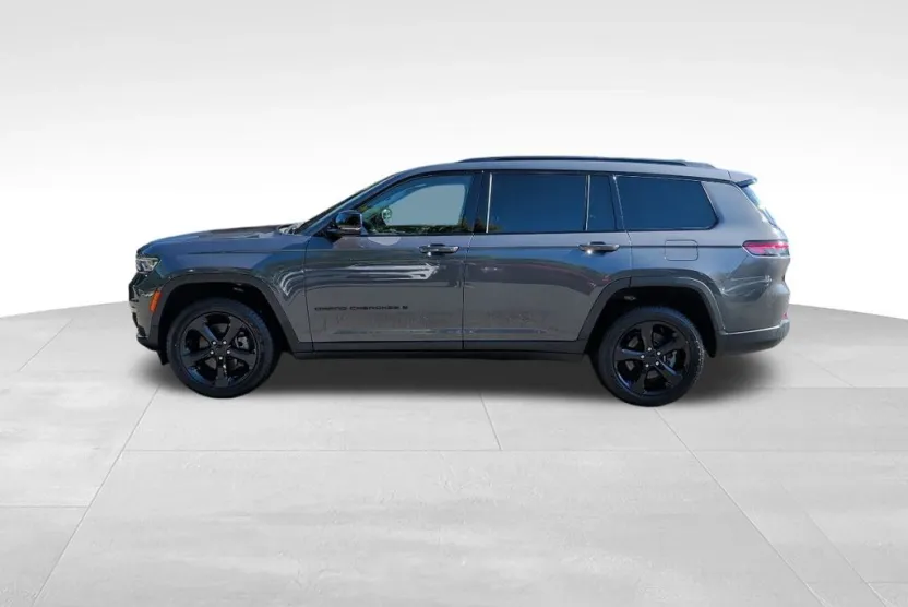 2022 Jeep Grand Cherokee Limited photo 1