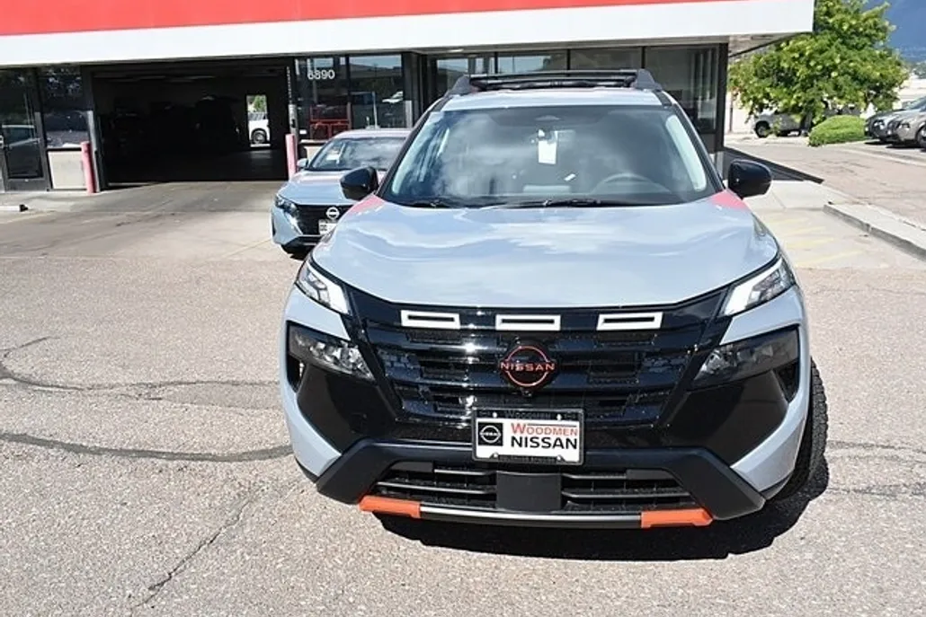 2026 Nissan Rogue SV photo 1