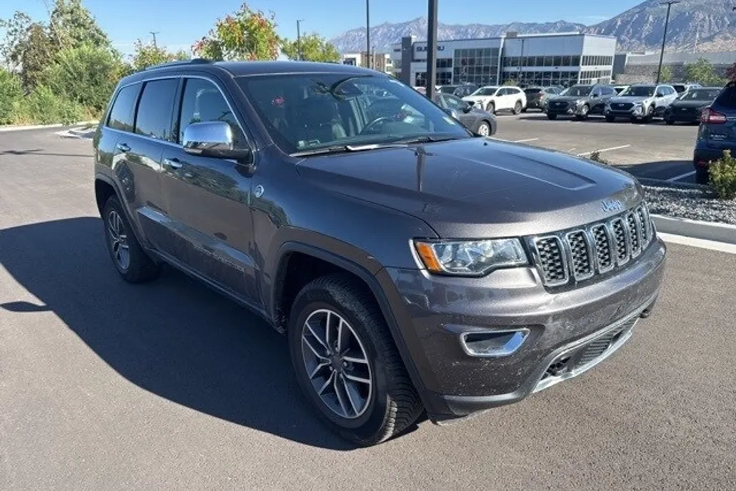 2019 Jeep Grand Cherokee Limited photo 1