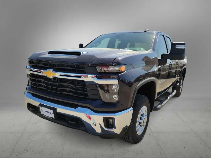2024 Chevrolet Silverado 2500HD LT photo 1
