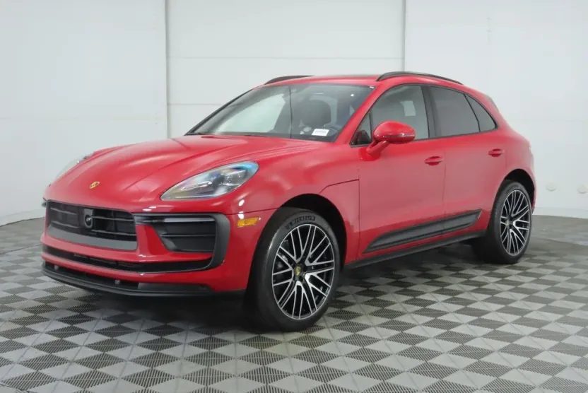 2025 Porsche Macan Base photo 1