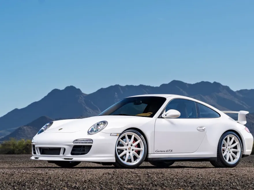 2011 Porsche 911 GTS photo 1