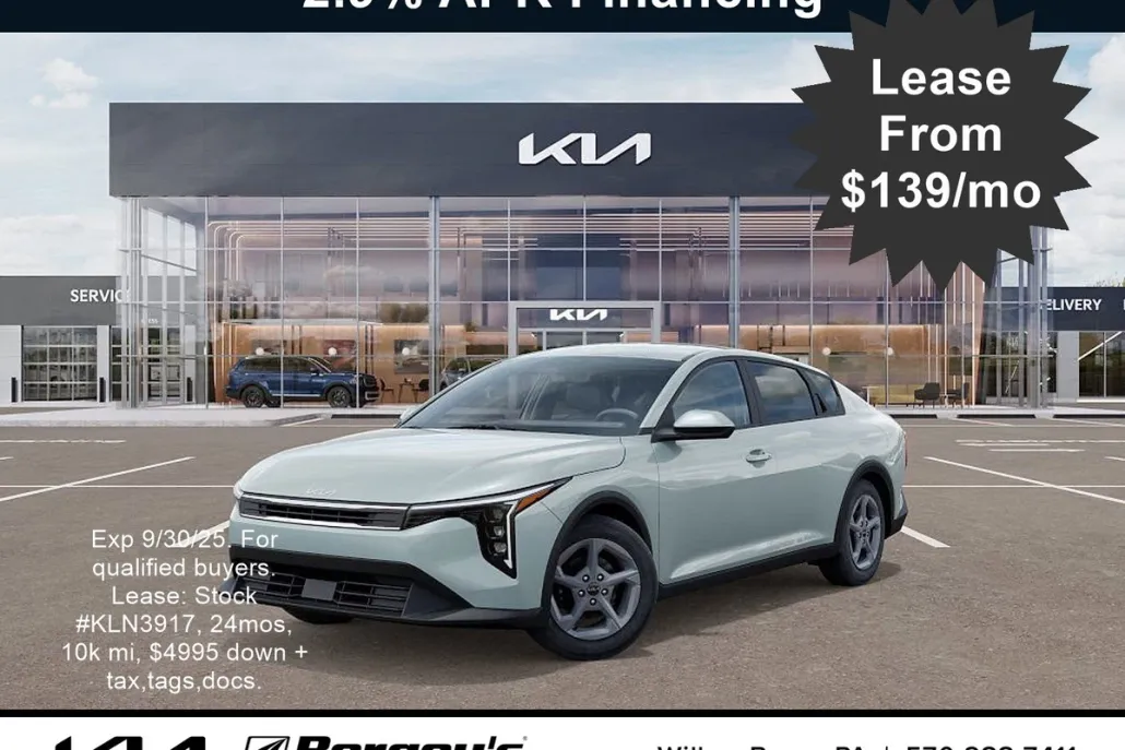 2025 Kia K4 LXS photo 1