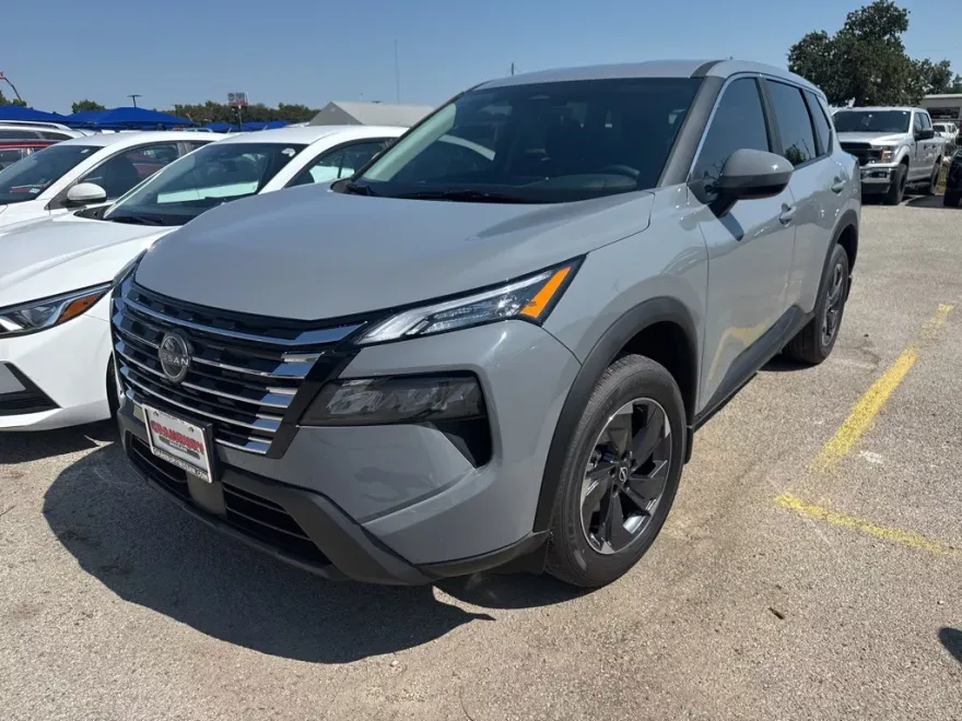 2026 Nissan Rogue SV photo 1