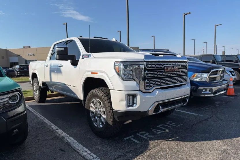2022 Gmc Sierra HD Denali photo 1