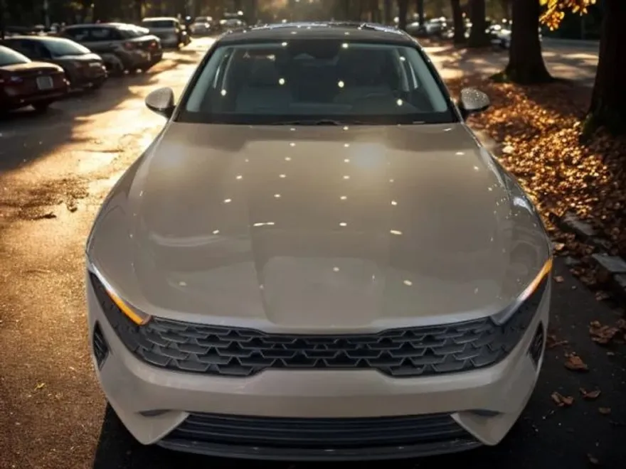 2021 Kia K5 EX photo 1