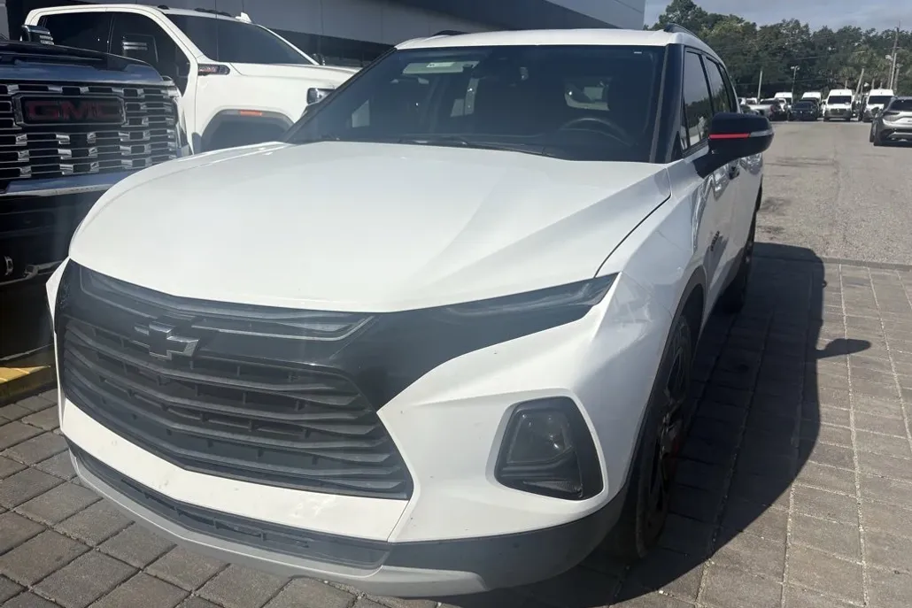 2021 Chevrolet Blazer 2LT photo 1