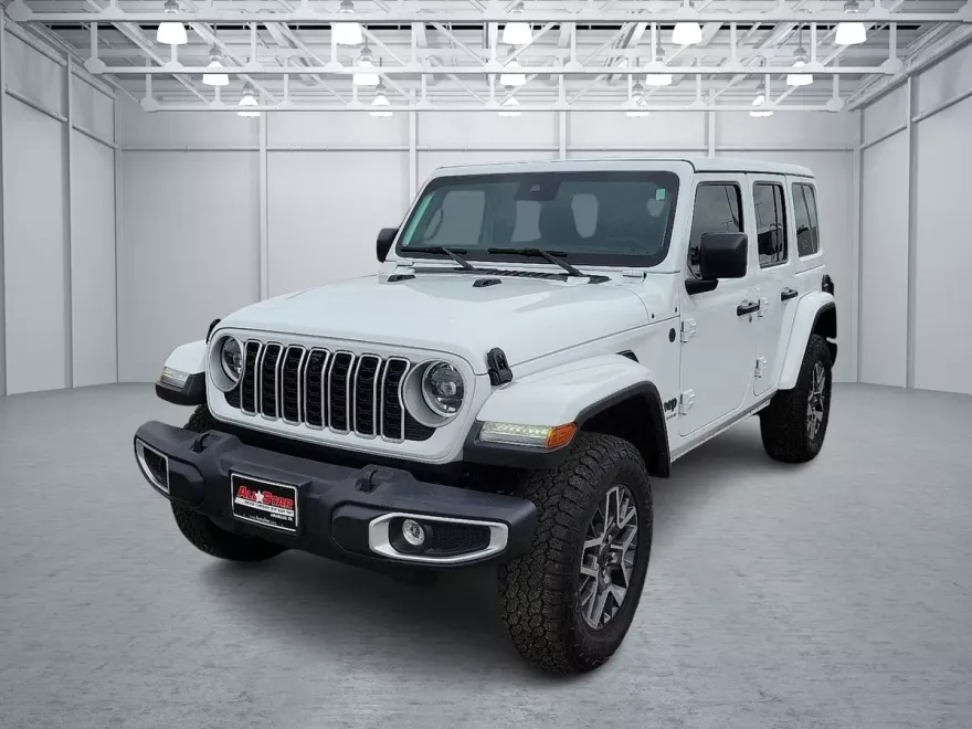 2025 Jeep Wrangler Sahara photo 1