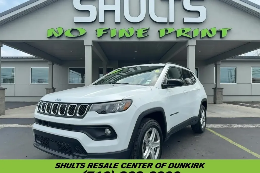 2024 Jeep Compass Latitude photo 1