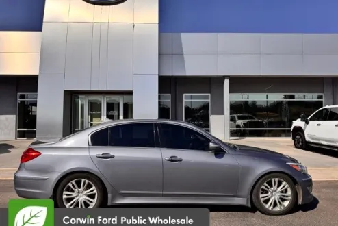 2014 Hyundai Genesis 3.8 photo 2