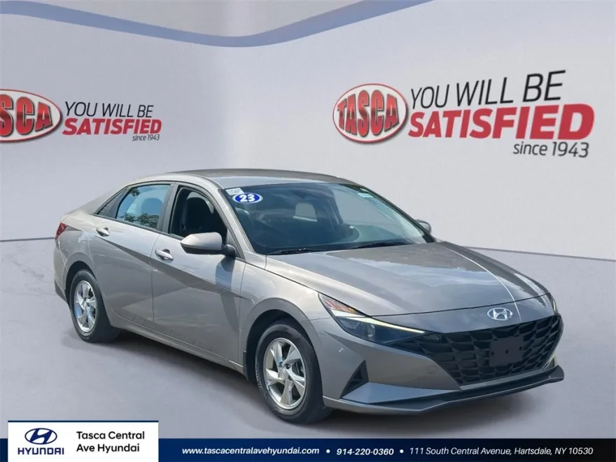2023 Hyundai Elantra SE photo 1