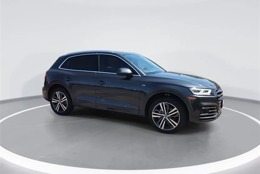 2020 Audi Q5 55 Prestige photo 1