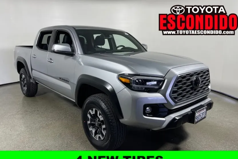 2023 Toyota Tacoma V6 4x4 photo 1