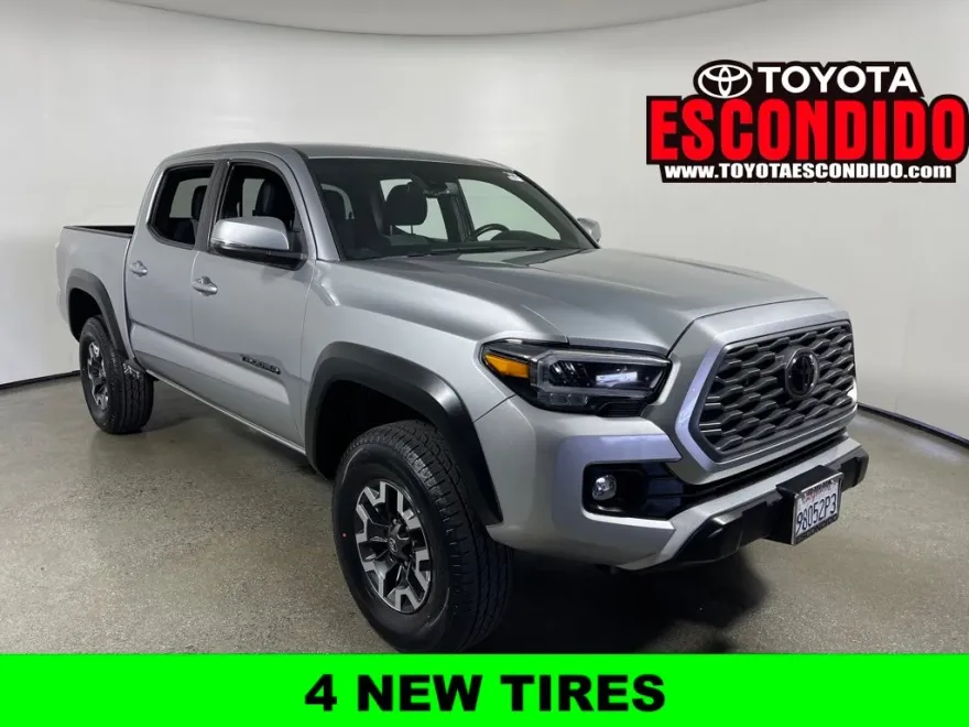 2023 Toyota Tacoma V6 4x4 photo 1