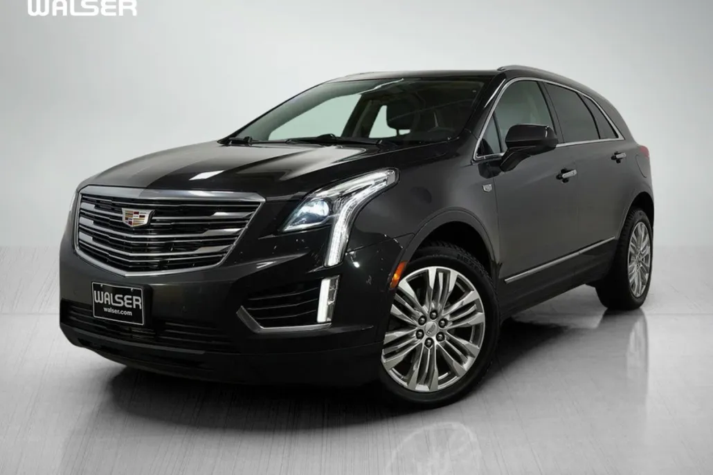 2017 Cadillac XT5 Premium Luxury photo 1
