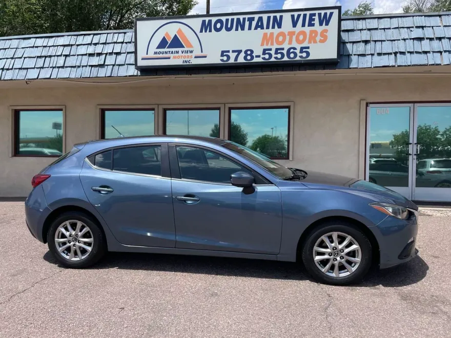 2014 Mazda Mazda3 Touring photo 1