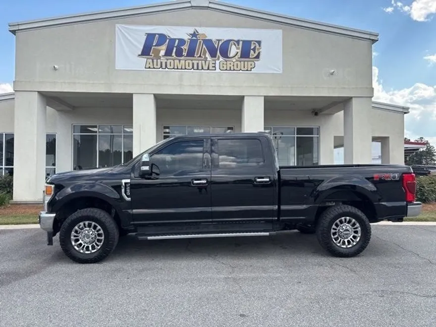 2020 Ford F-250 XLT photo 1