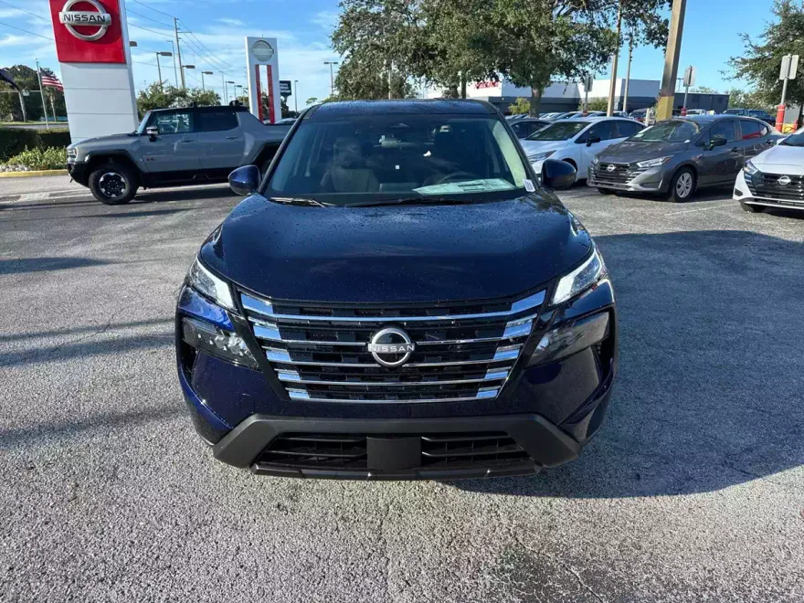 2026 Nissan Rogue SV photo 1