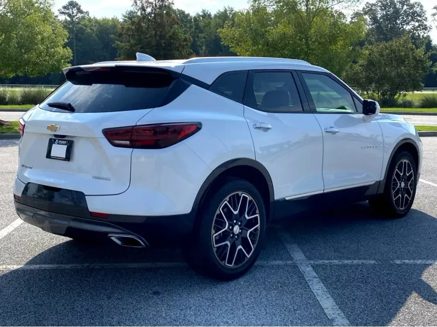 2024 Chevrolet Blazer Premier photo 1