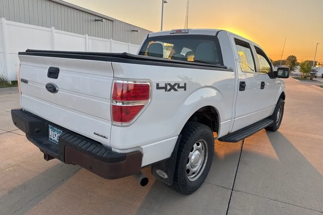 2013 Ford F-150 XL photo 1