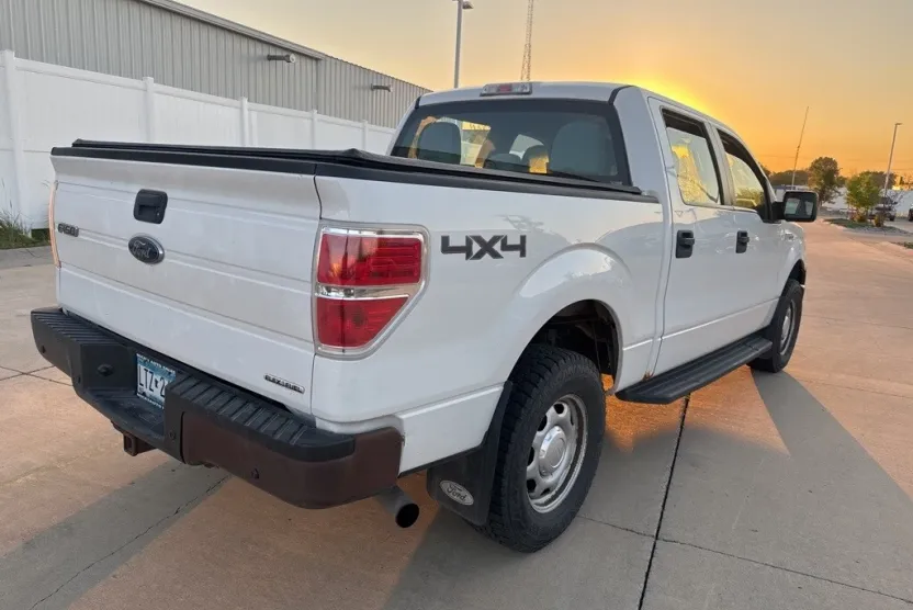 2013 Ford F-150 XL photo 1